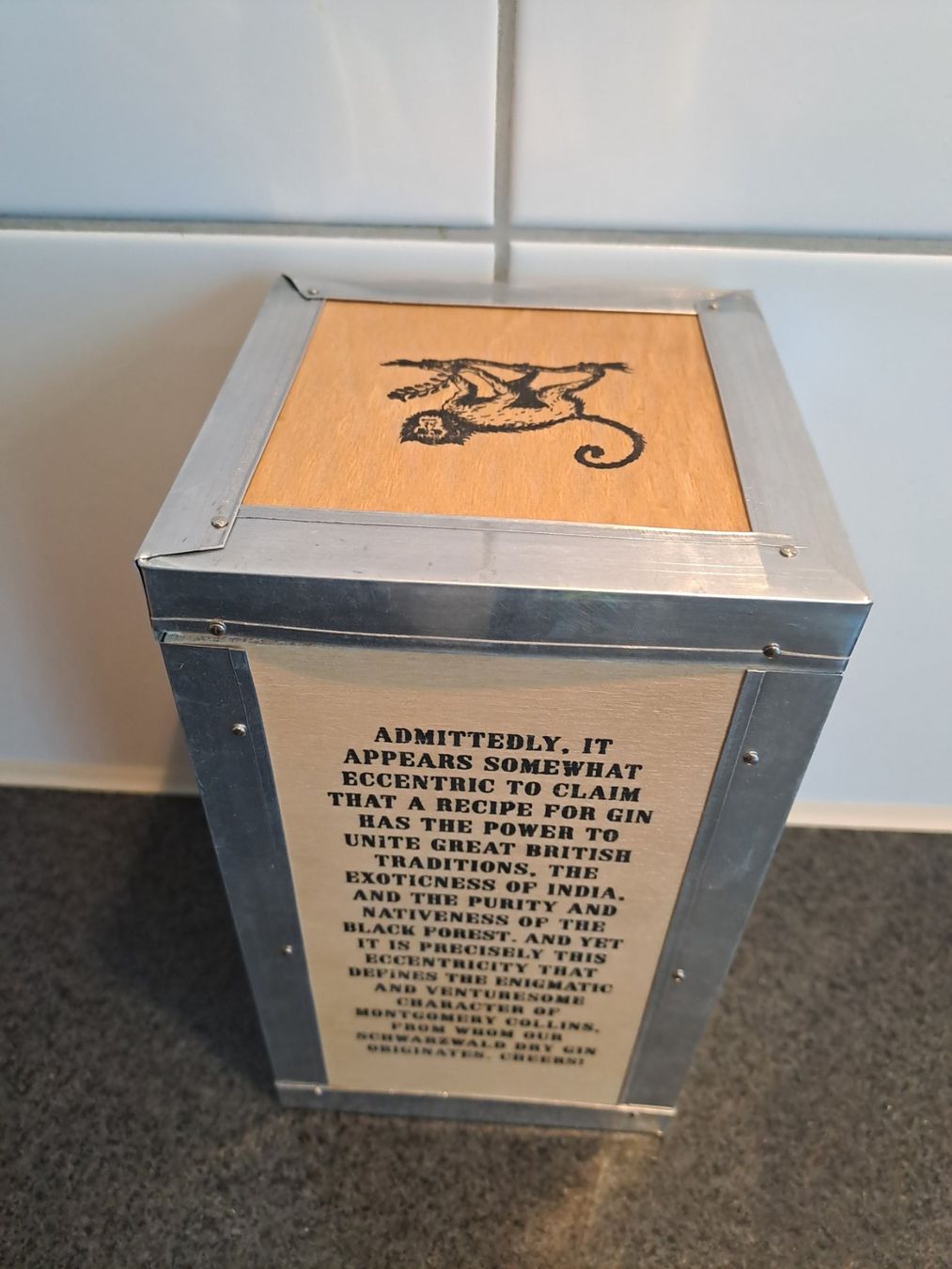 Monkey 47 Spirituosen: Monkey 47 Gin Distiller's Cut 2016 mit Goldring und Box – Neu und originalverpackt aus Elsau von Kellerraeumung 6