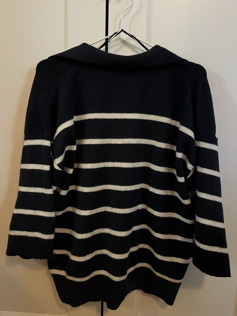 H&M Maglioni & Felpe: Pullover gestreift mit Kragen dunkelblau weiss M – Usato da Rombach venduto da sar_8wqy 2