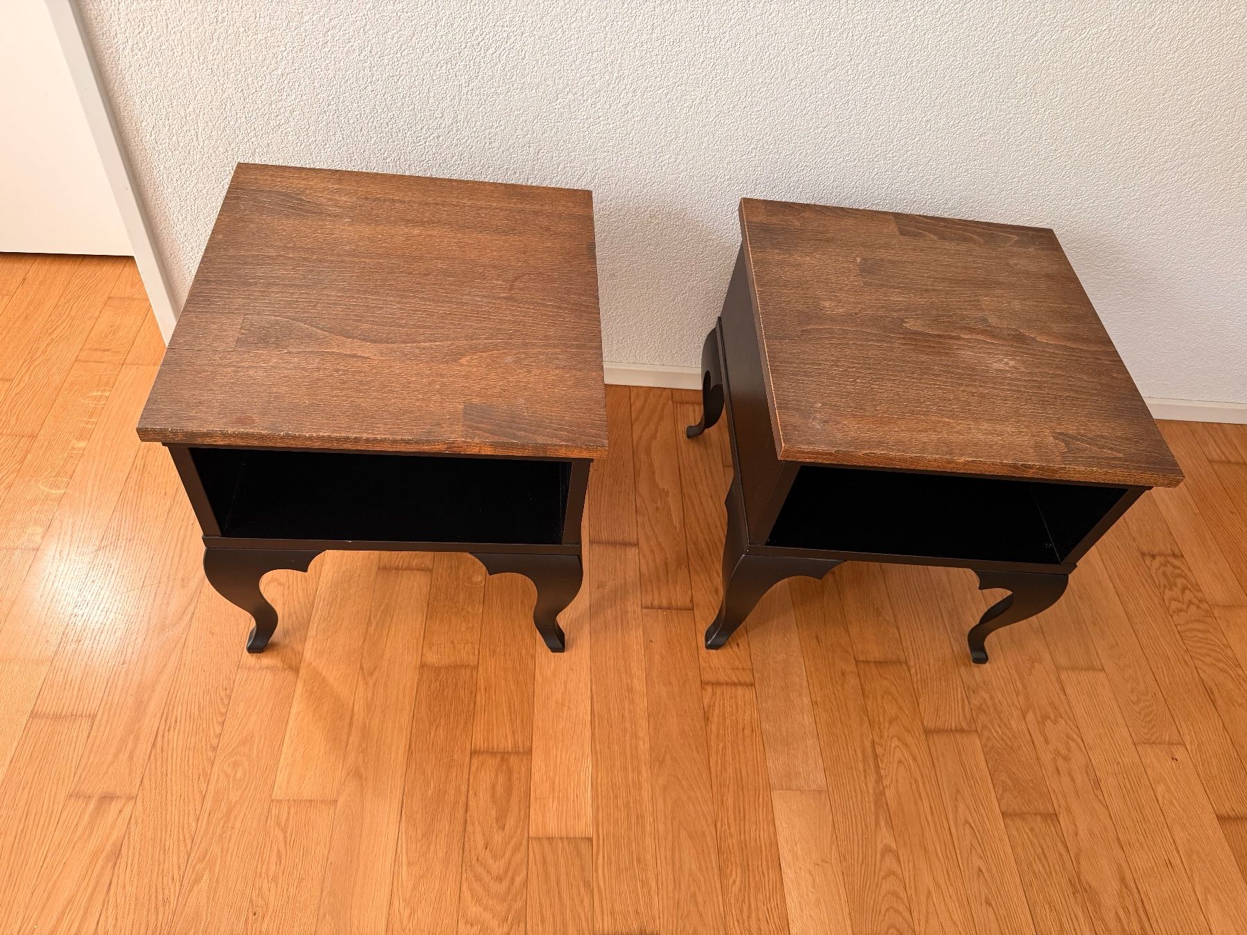Comodini: Nachttische im Vintage Design – Usato da Anglikon venduto da _stxphxnixbxll 2
