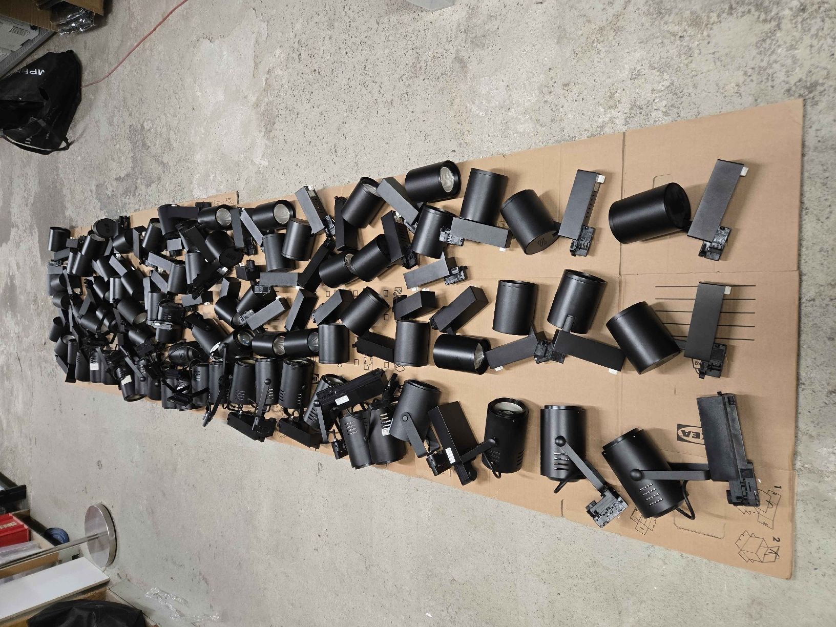 Lampade: Schwarze schienenstrahler 70 stuck – Usato da Geroldswil venduto da narko30
