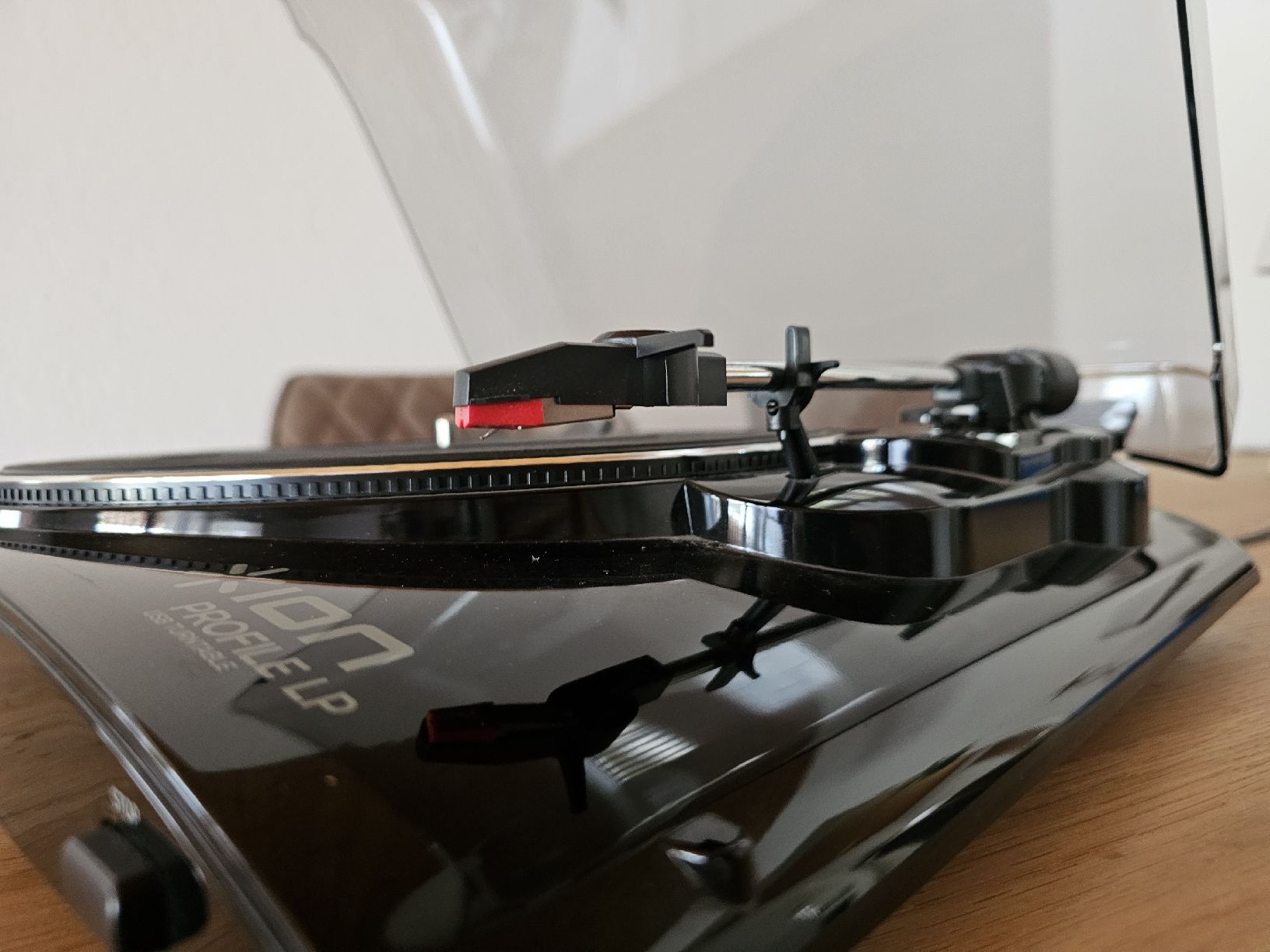Plattenspieler: ION Profil LP Schallplattenspieler / USB Turntable – Gebraucht aus Schneisingen von backstore24 7