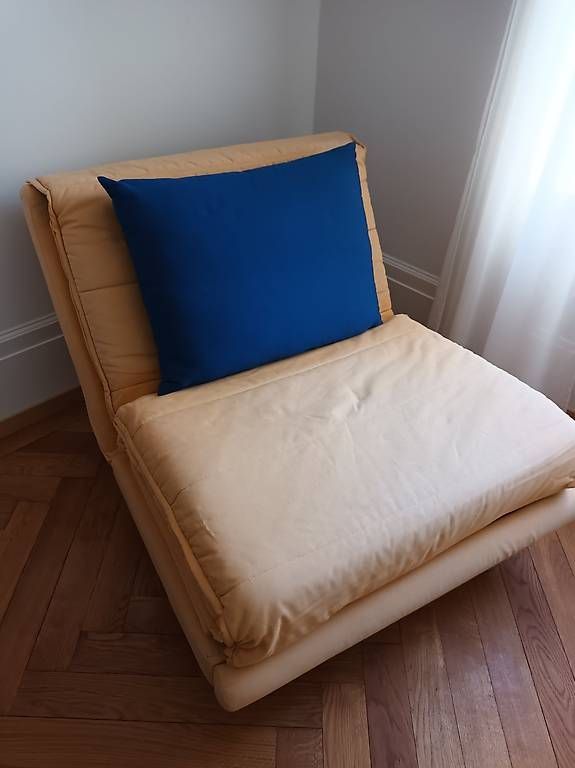 Sofas: Schlafsofa, Sitzsofa, Klappsofa – D'occasion à Bern par mge_ps6q