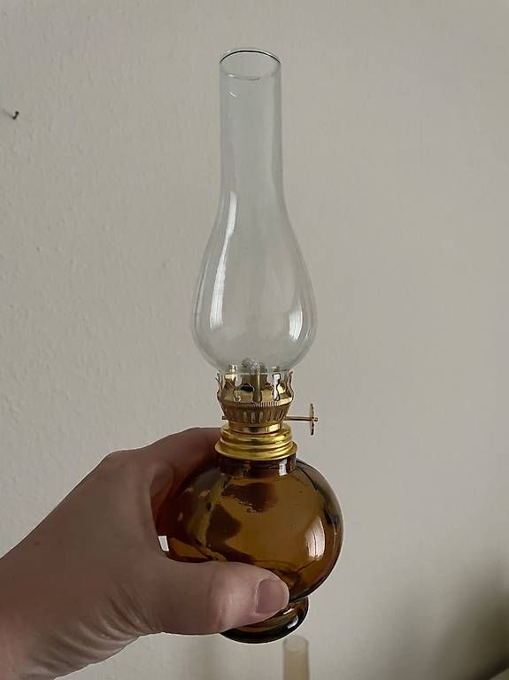 Lampes: Neue öllampe bernsteinfarben – D'occasion à Dübendorf par rocki07 2
