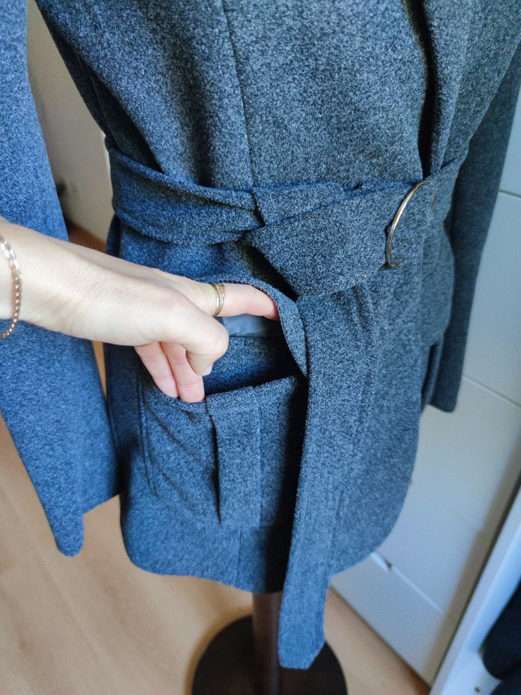 Cappotti: Women's blazer jacket - size 36 - einmal getragen – Nuovo (secondo la descrizione) da Fischbach-Göslikon venduto da Vera2109 5