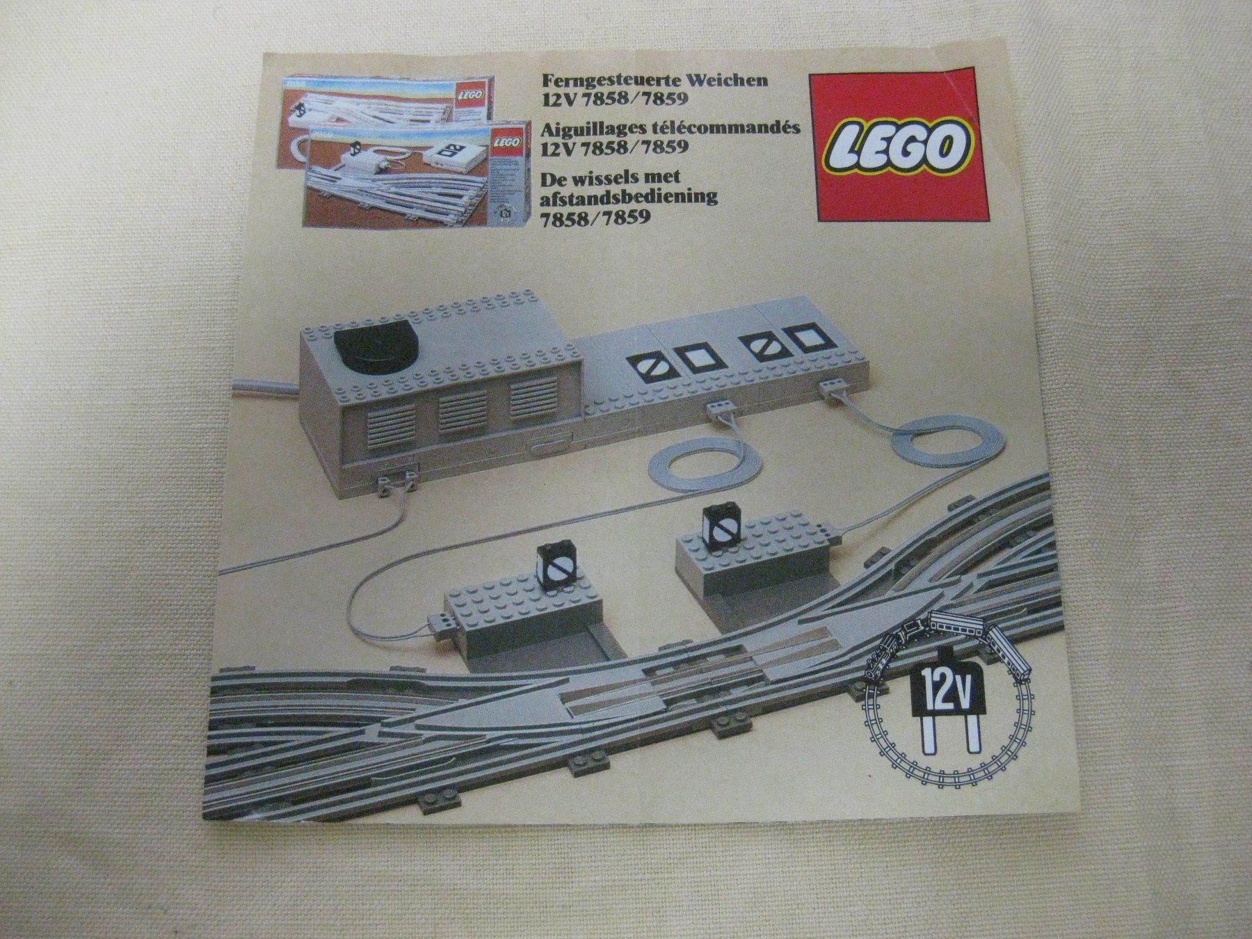 Lego Kit di costruzioni: LEGO System 7859 Eisenbahn Ferngesteuert Weiche 12V – Usato da Münchenbuchsee venduto da suisse-schweiz 2