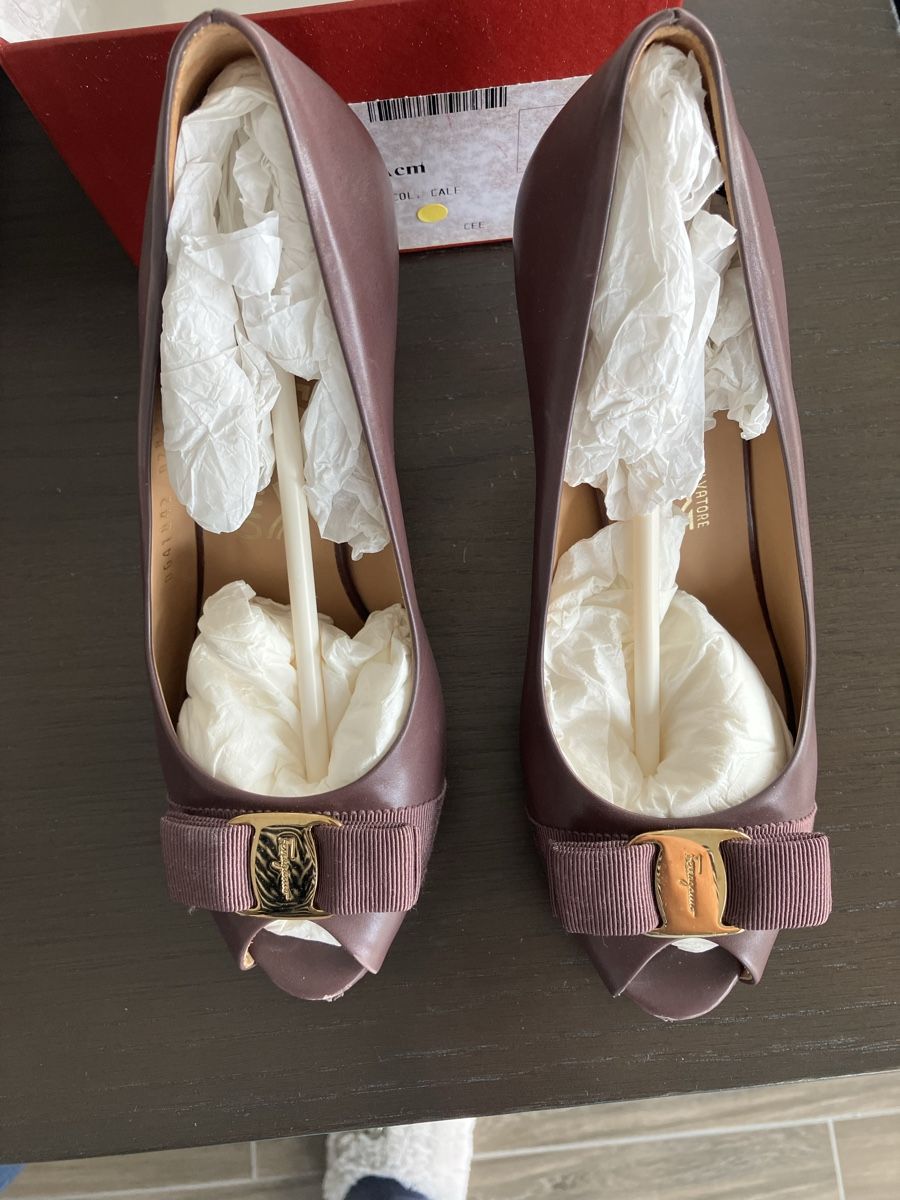 Salvatore Ferragamo Scarpe da donna: Ferragamo purple shoes – Usato da Dübendorf venduto da ful_572w 4