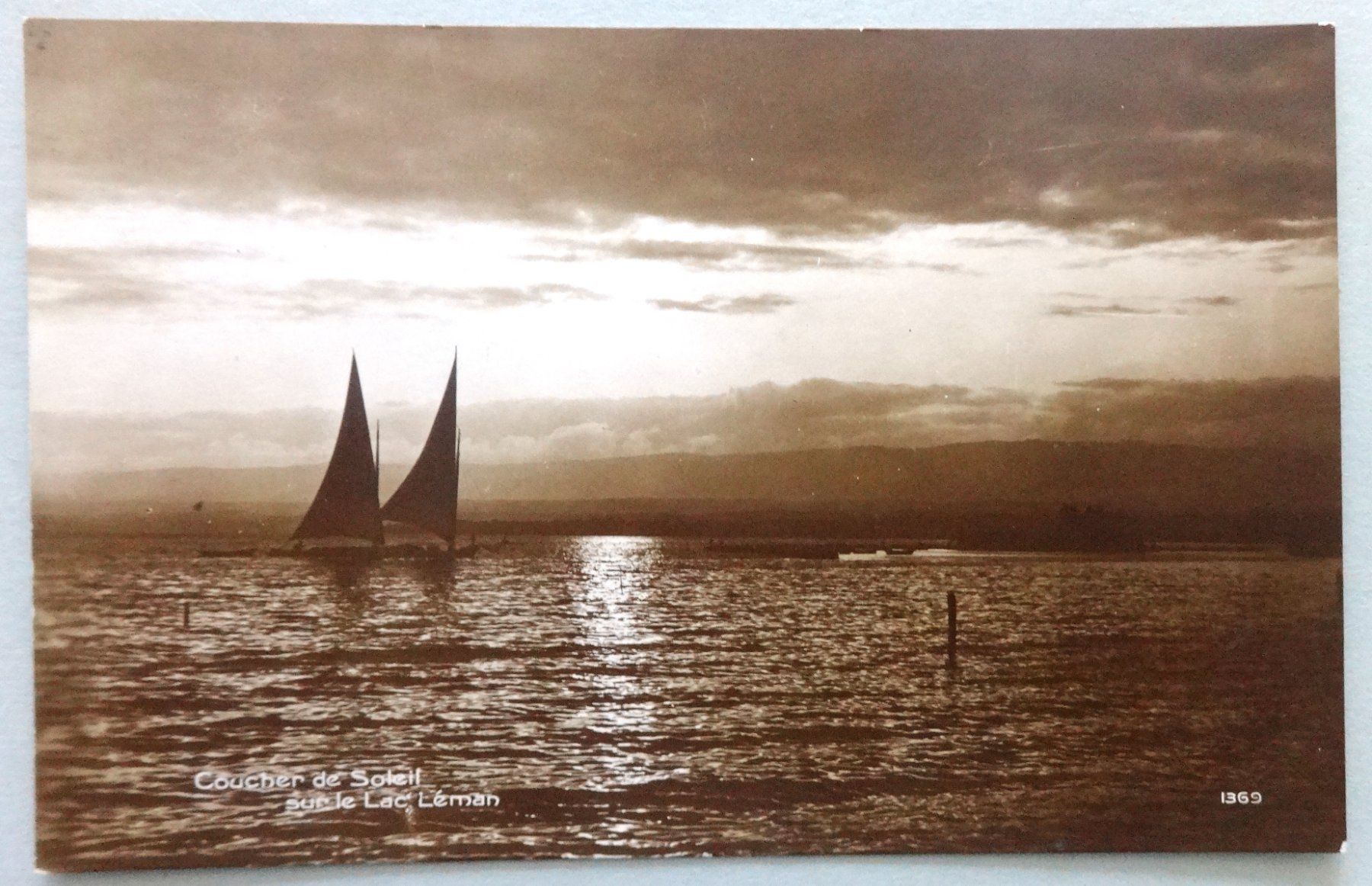 Cartoline postali: Coucher de Soleil sur le Lac Léman – Usato da Fétigny venduto da Billy2miny