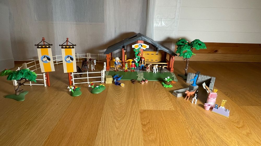 Playmobil Reiterhof / Pferdestall und weiterer Zubehör | Kaufen auf Ricardo