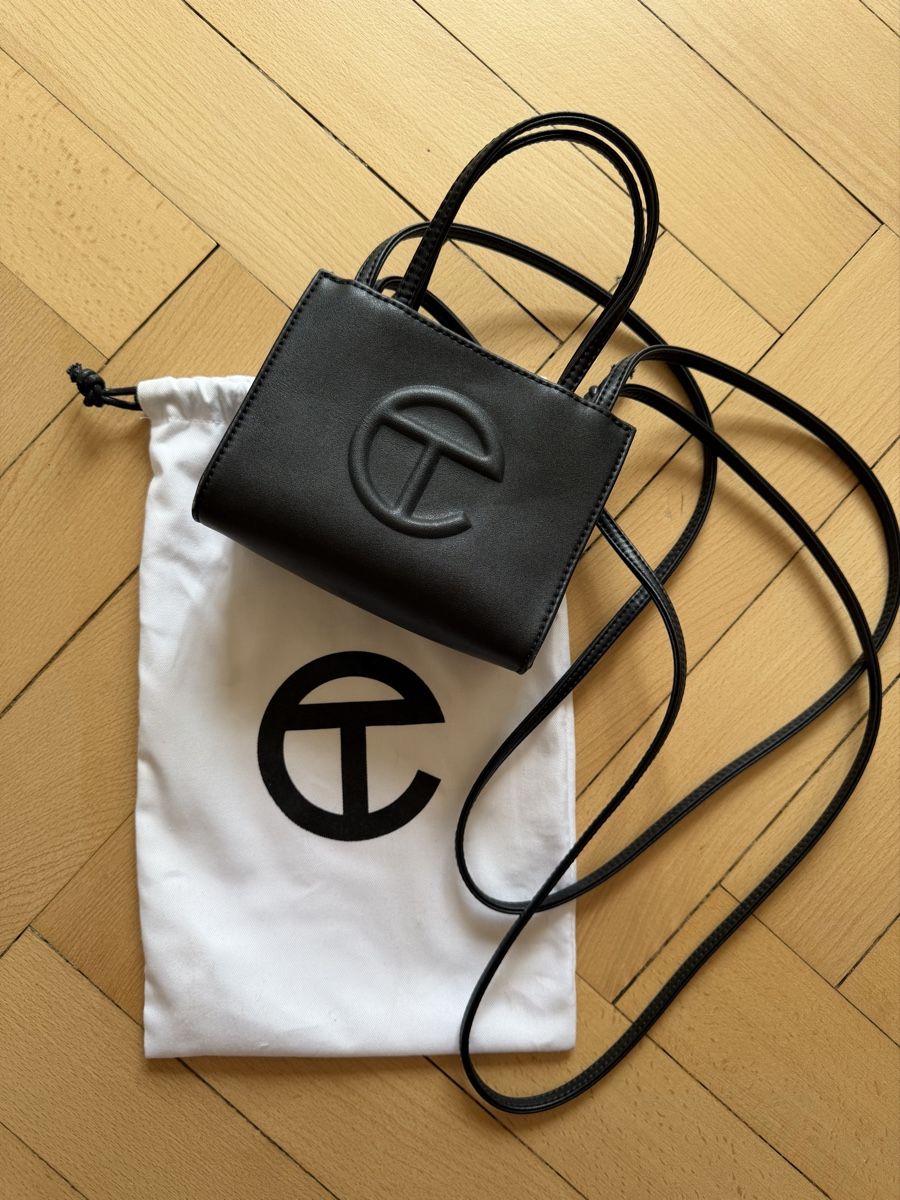 Borse: Small Black Telfar Shopping Bag  – Nuovo (secondo la descrizione) da Bern venduto da lia_j9yd