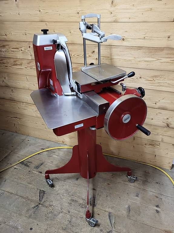 Appareils de cuisine: Aufschnittmaschine Obrecht – D'occasion à Wolhusen par Gastrorampe 1