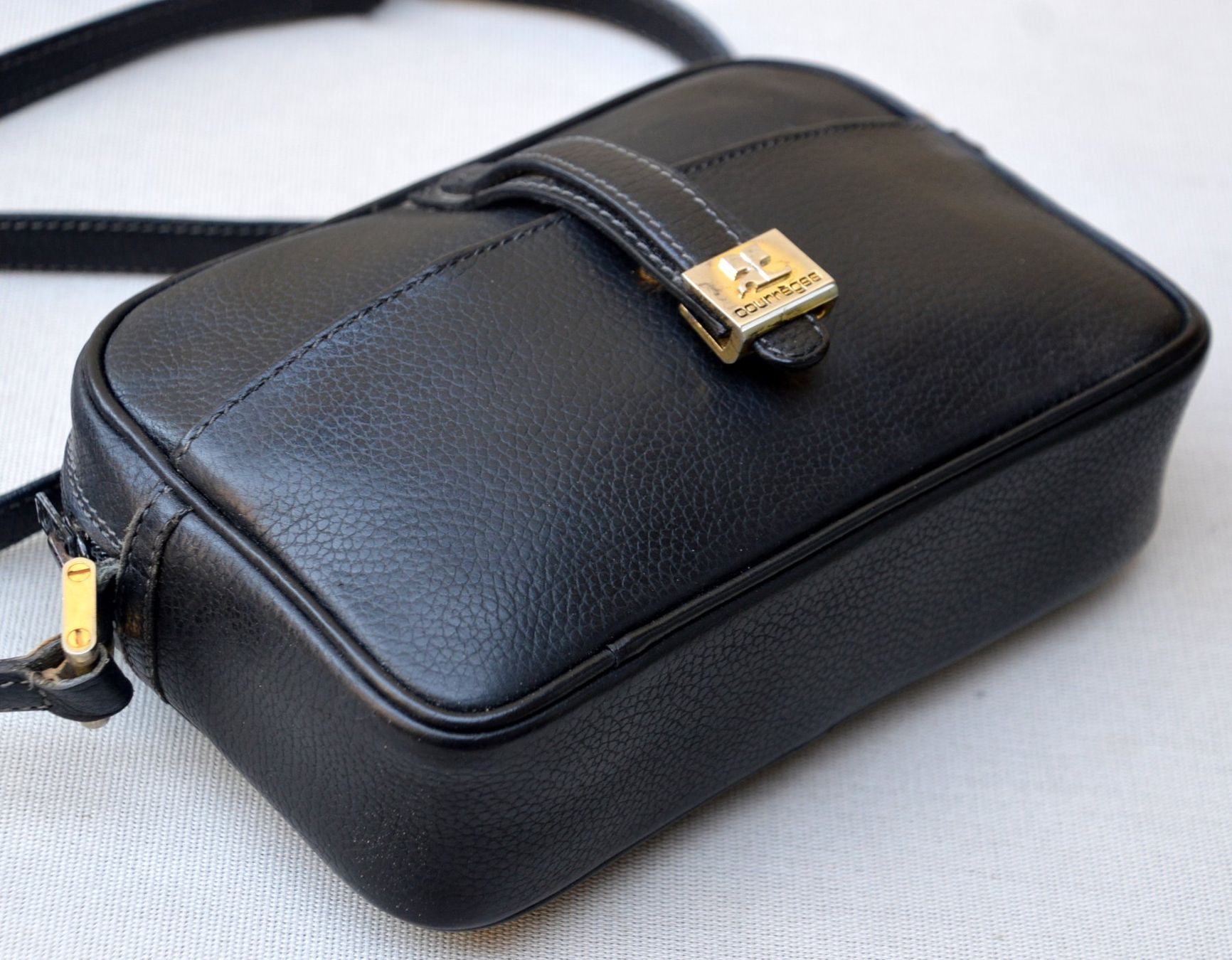 Borse da donna: Tasche Courrèges sac Vintage – Usato da Collonges venduto da arashee 3