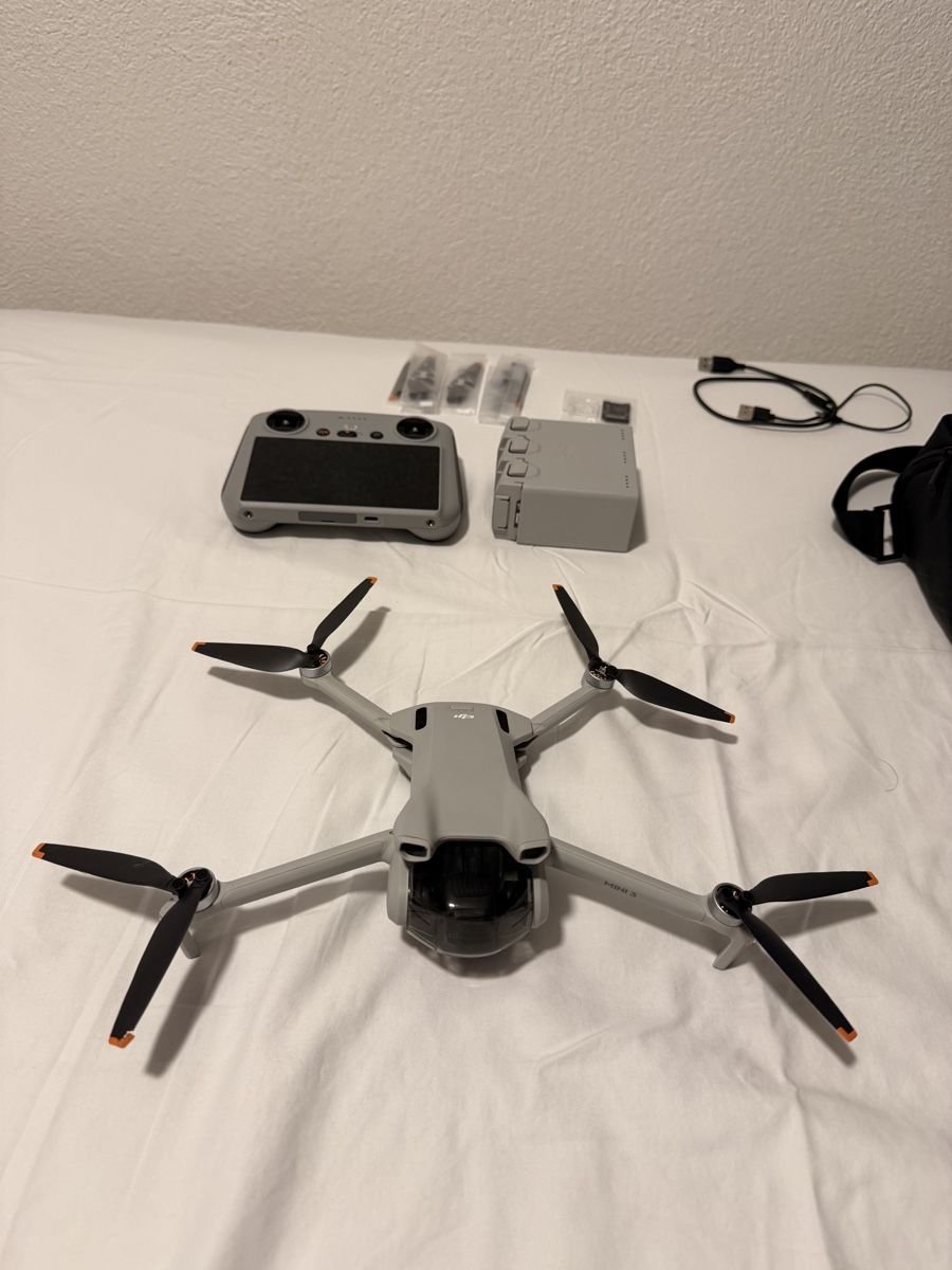 DJI Modellismo RC: DJI Mini 3 Fly More Combo Drohne mit Tasche – Nuovo (secondo la descrizione) da Langenthal venduto da Heta06 3