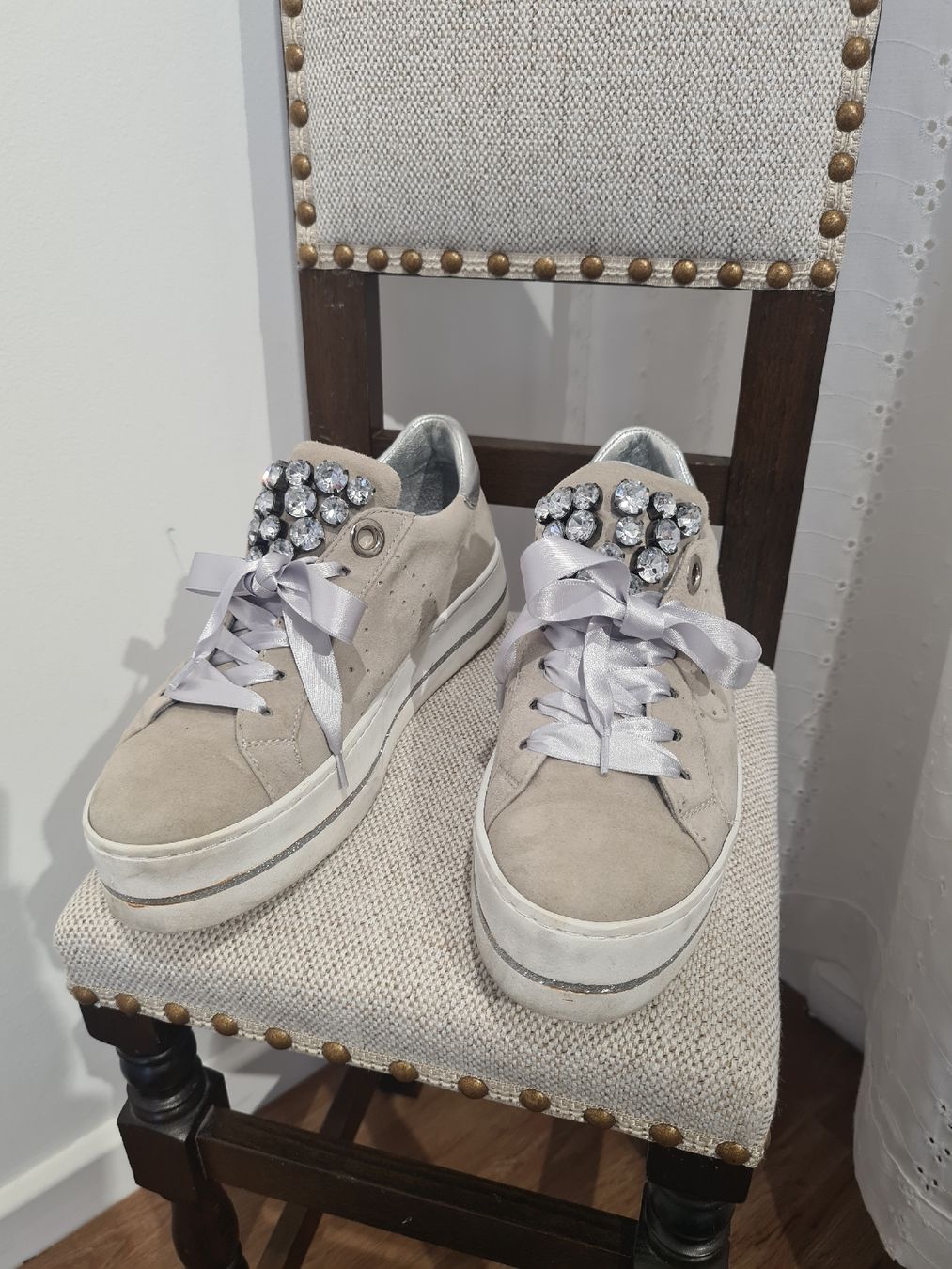 Scarpe da donna: Maripé Sneaker, neuwertig, Grösse 38, Strass – Usato da Adligenswil venduto da FriedasWelt