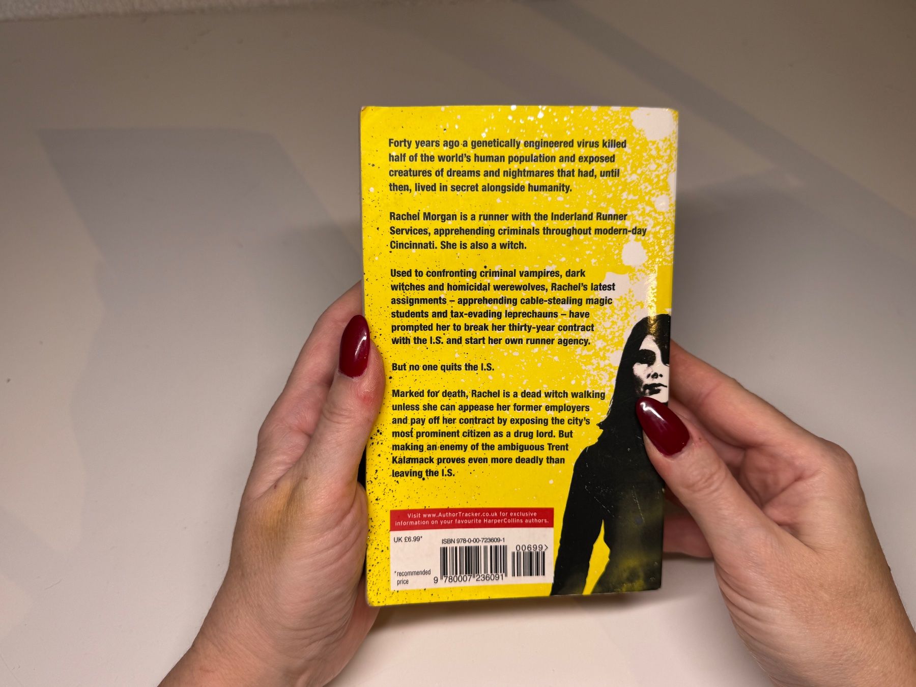 Libri: NOVEL: Kim Harrison, Dead Witch Walking – Usato da Grosswangen venduto da English_books 9