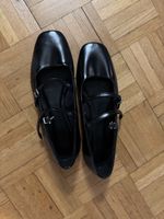 Chic Black Mary Jane Flats - Perfect for Spring Walks! 👠