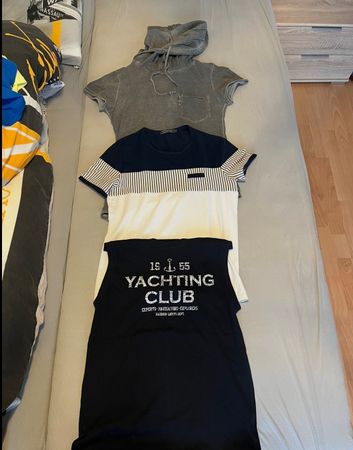 T shirt et débardeur