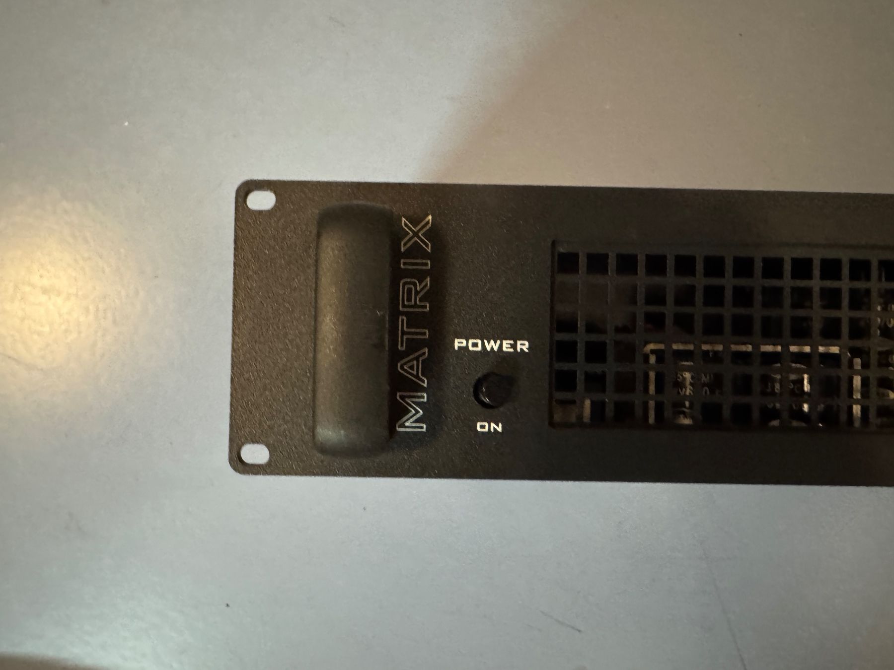 Amplificatori: Matrix GT1600FX Endstufe / Power Amp – Usato da Frauenfeld venduto da P.T.__1991 1