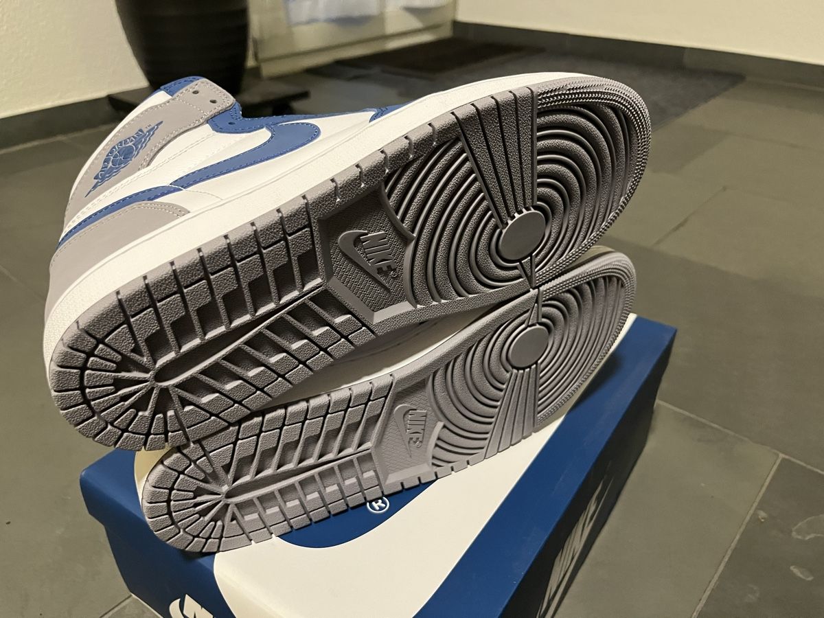 Jordan Scarpe da uomo: Jordan 1 Retro High Og True Blue – Nuovo e nell'imballaggio originale da Lenzburg venduto da JoelMeier 3