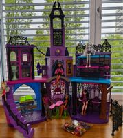 Monster High Haunted High School – Puppenhaus