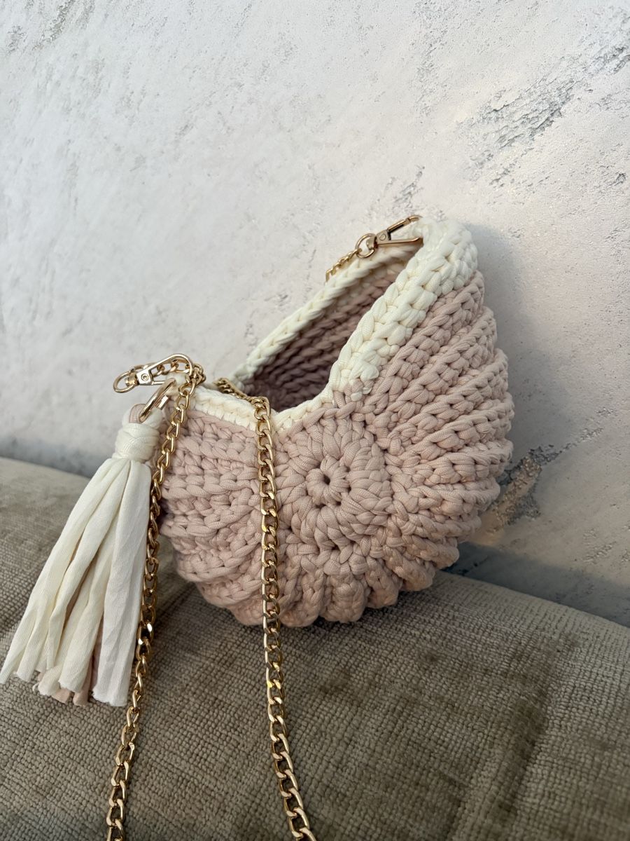 Borse da donna: Selbst gehäkelte Handtasche – Nuovo (secondo la descrizione) da Hinwil venduto da camposlu 1
