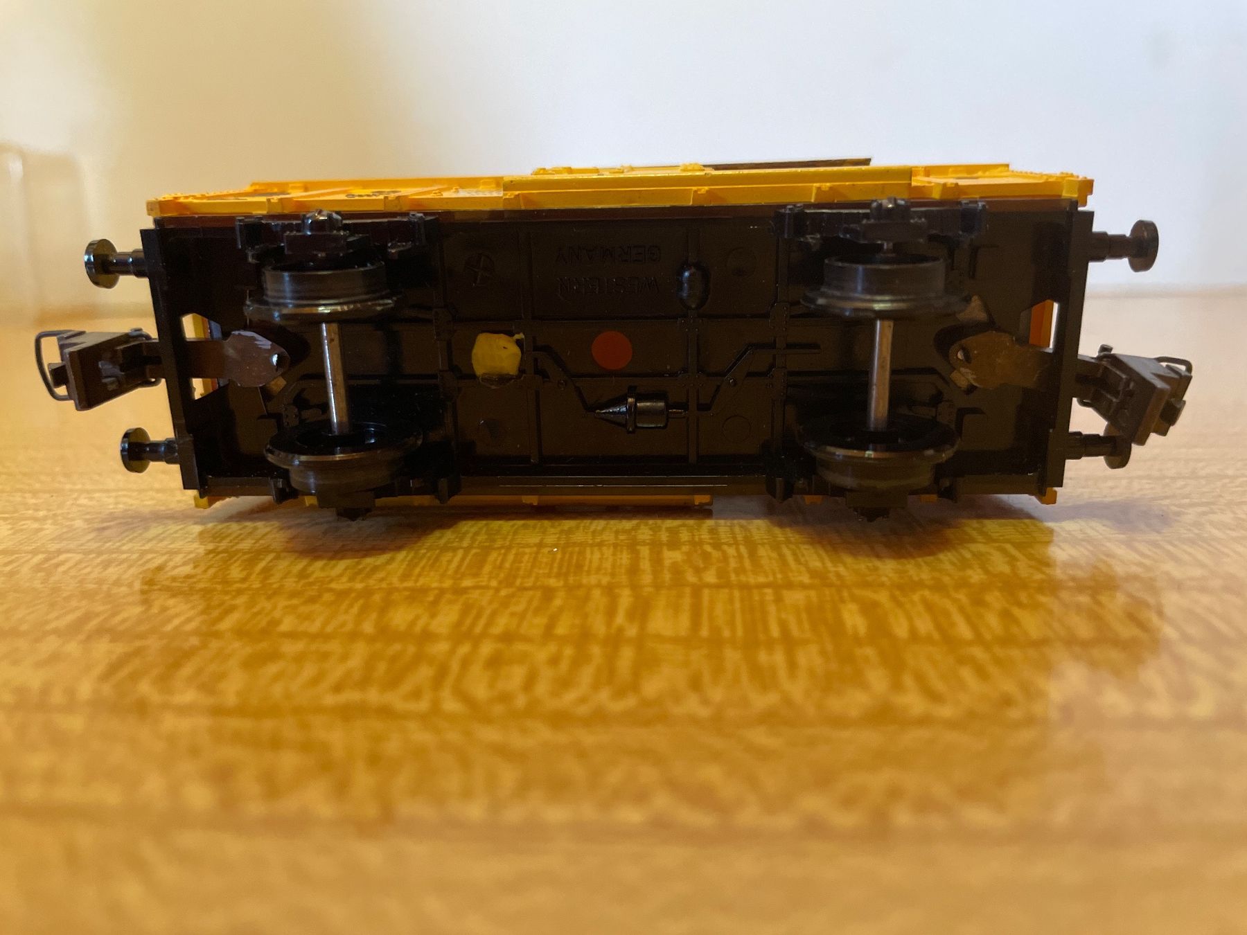 Trix Modelleisenbahnen: Trix Express H0 Güterwagen DB München – Gebraucht aus Suhr von Daneli7 3