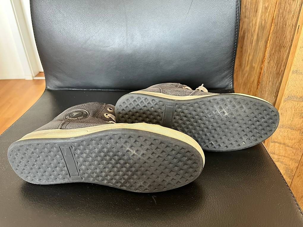 Scarpe da donna: Damen Motorrad Schuhe – Usato da Stoos SZ venduto da Cantucci1 2