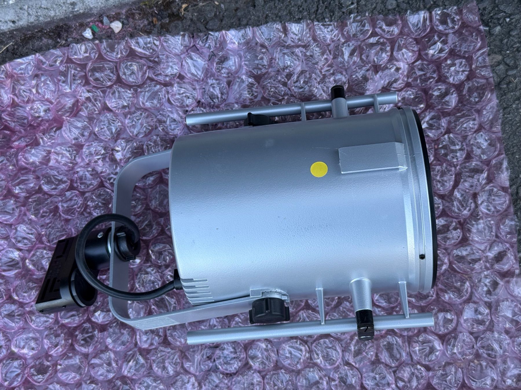 Lampade: 2x Projecteurs NEUCO – Nuovo (secondo la descrizione) da Monthey venduto da 11642mth 3