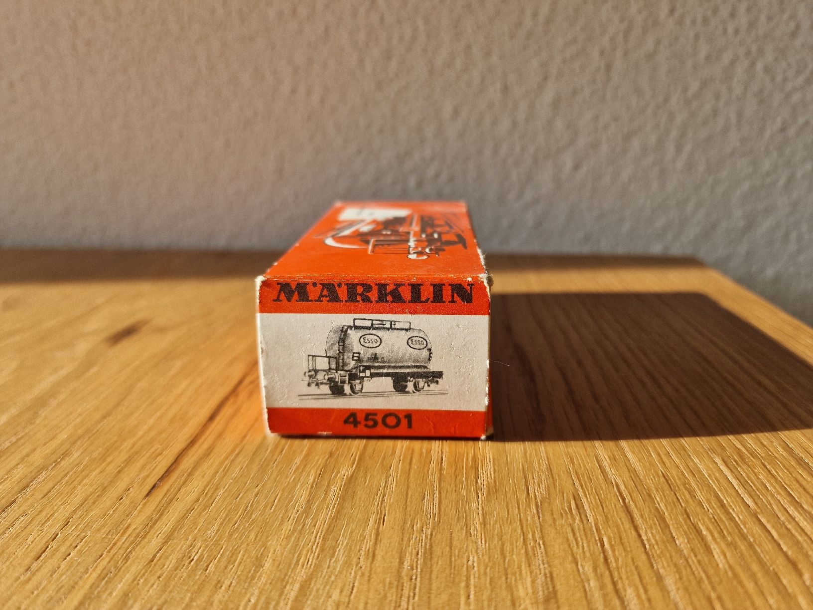 Märklin Modelleisenbahnen: DB Esso Tankwagen H0 – Gebraucht aus Matten b. Interlaken von lor_hr9w 5