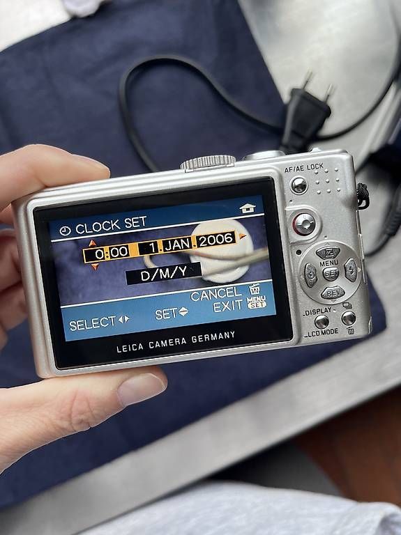 Leica Fotocamera: Leica D-LUX 3 argento, come nuova! – Usato da Gandria venduto da mar_5yvs 2