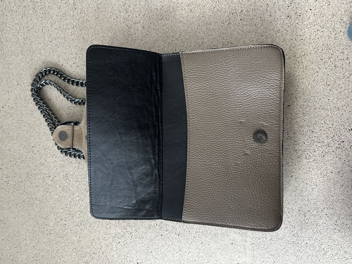 Borse da donna: Edle Tasche mit Schnalle – Usato da Schlieren venduto da cor_jgb7 3