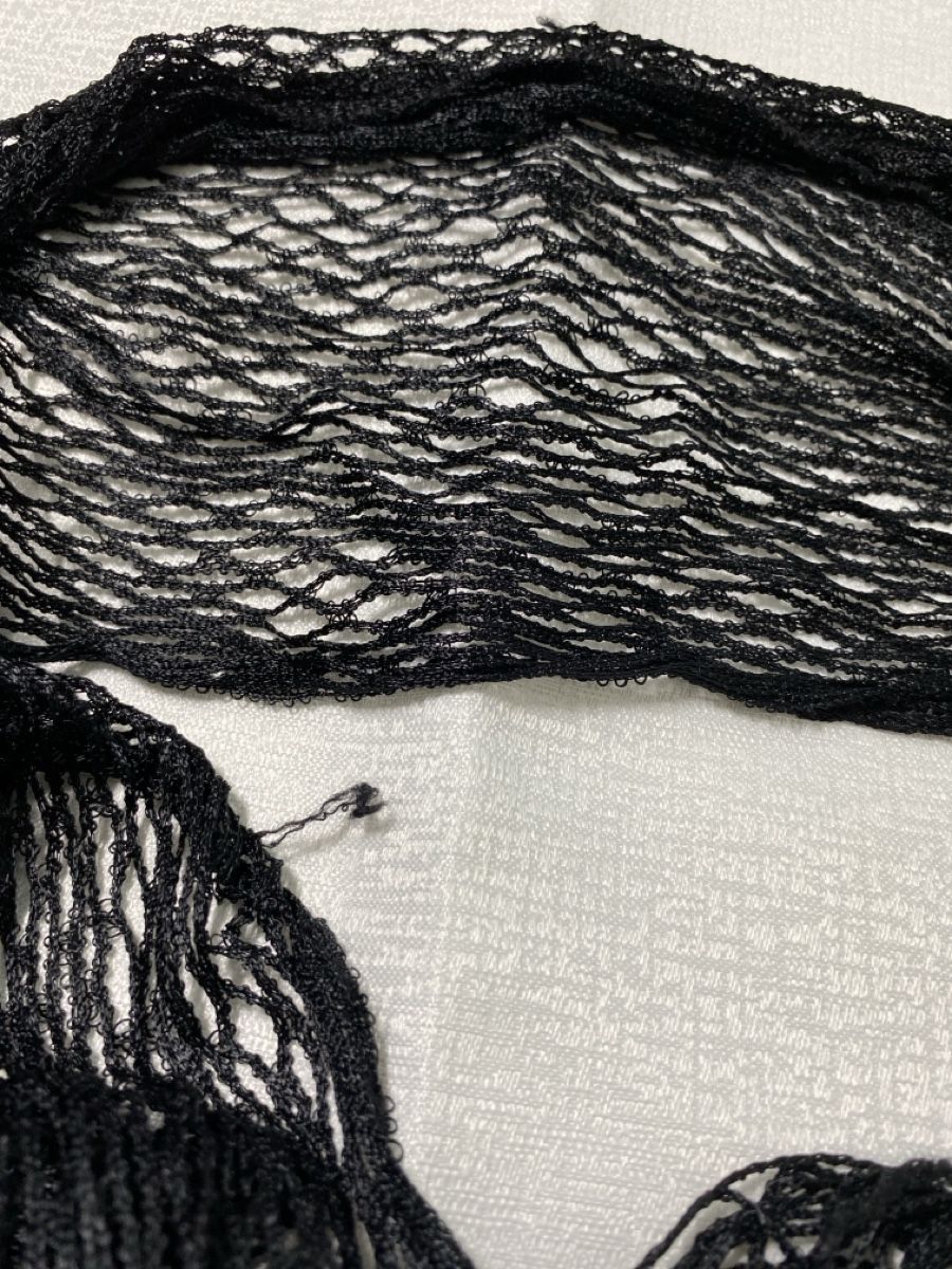 Foulard & Sciarpe: Netzschal schwarz mit Fransen gebraucht – Usato da Hausen AG venduto da corinne_g 1