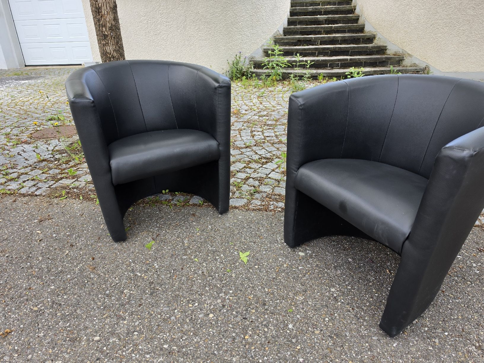 Poltrone: 2x Sessel Schwarz Kunstleder, moderne Sitzmoebel  – Usato da Mettlen venduto da elios0888 8