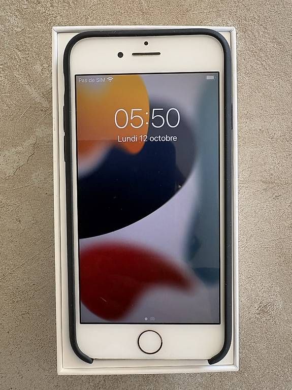 Apple Handys / Smartphones: iPhone 7  128 Gb  blanc – Gebraucht aus Vessy von ongaros