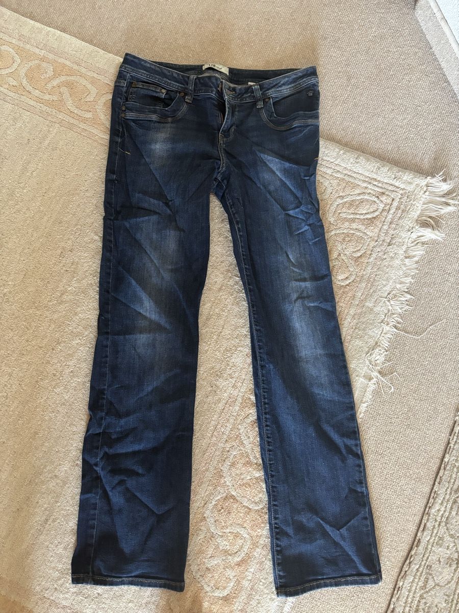 Jeans: LTB Jeans Damen – Gebraucht aus Eggersriet von car_w5cl
