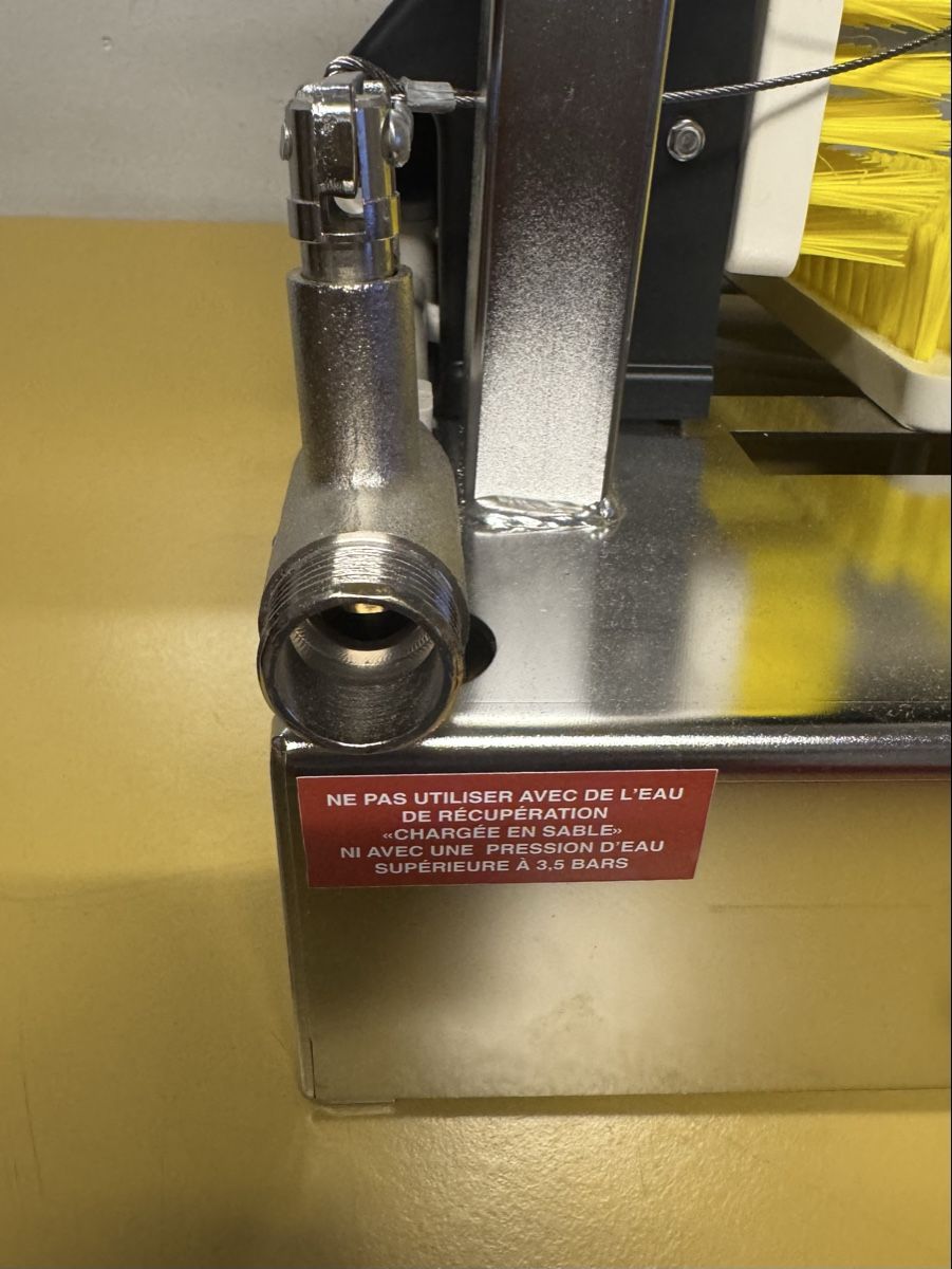 Tutte le macchine: Stiefelwaschanlage Lave Bottes neu – Nuovo (secondo la descrizione) da Schlieren venduto da Freundlich02 2
