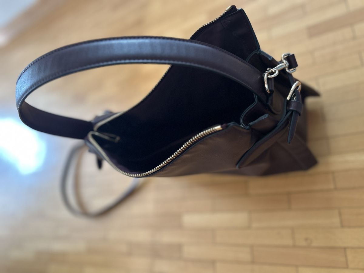 H&M Taschen für Damen: H&M Bag – Neu (gemäss Beschreibung) aus St Gallen von kon_2nnp 1
