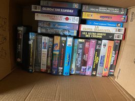 Lotto di 240 VHS ItalIa, ex nolo, vendita