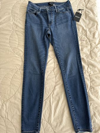 DKNY Jeans