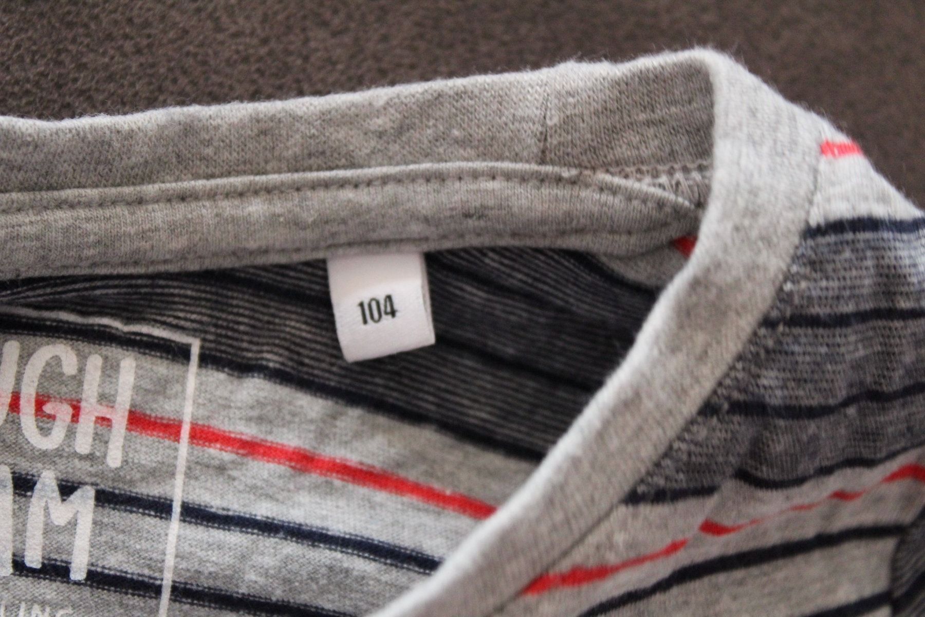 Camicie, Top & T-shirt: T-Shirt 104 – Usato da Walliswil-Nbipp venduto da Speer516 2
