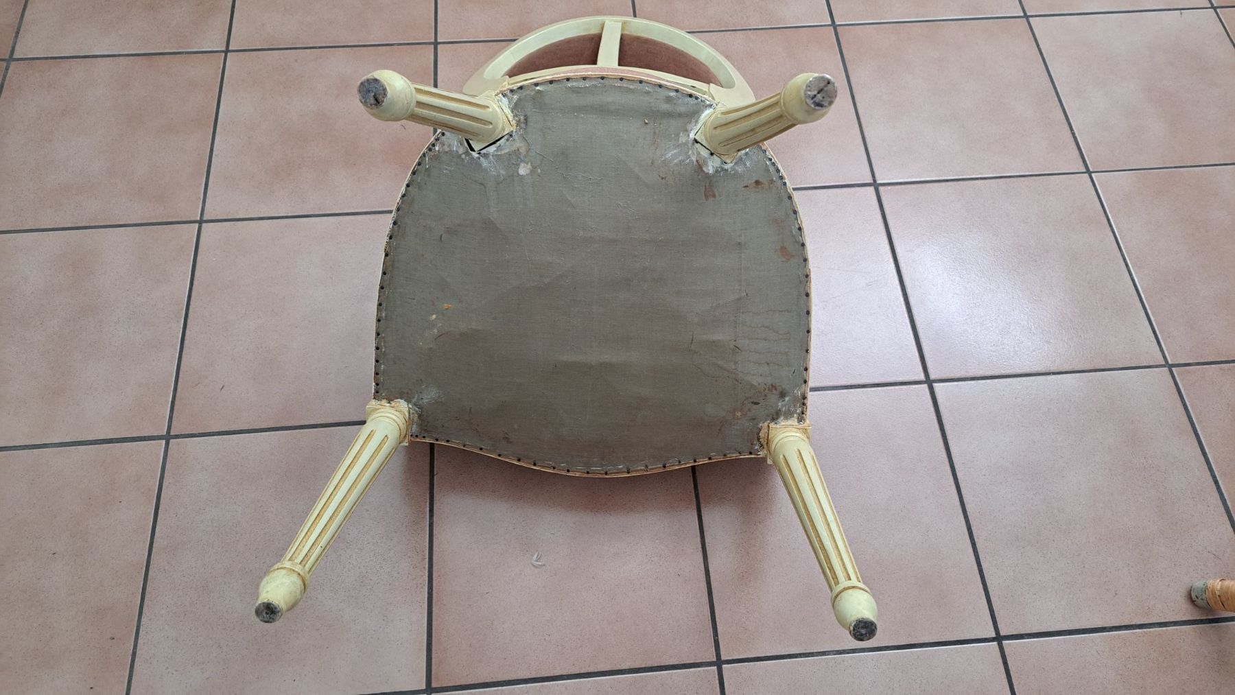 Stühle: Chaise médaillon style Louis XVI – Gebraucht aus Neuchâtel von Forestmanz 5