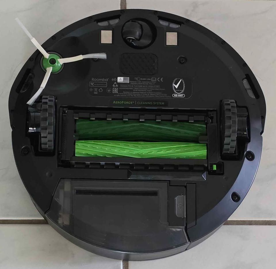 Irobot Aspirapolveri & Accessori: iRobot Roomba Roboter Staubsauger Modell e6 – Usato da Münchwilen TG venduto da ecudos10 1