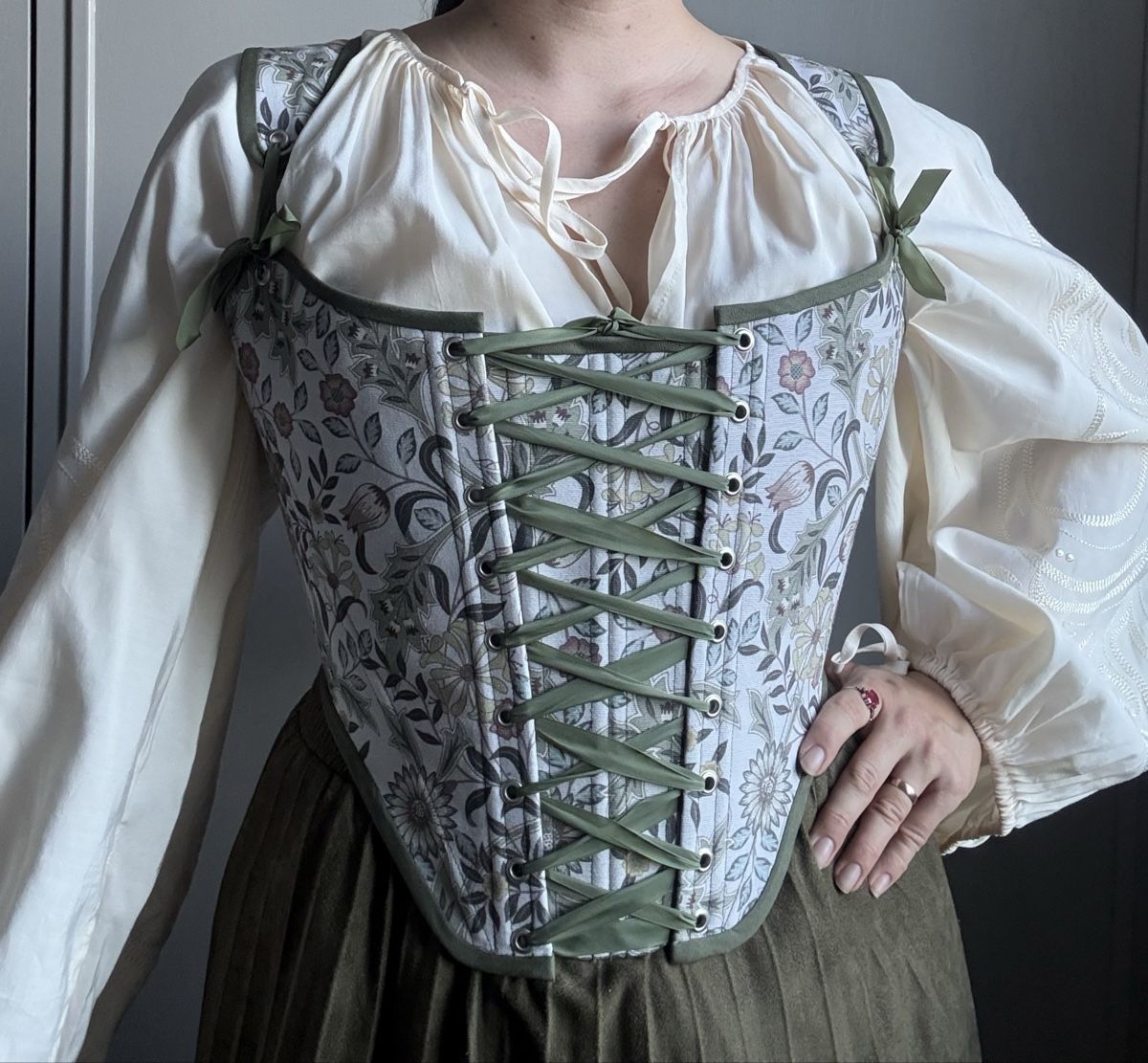 Top: Korsett mit Stomacher / Barock/ cottagecore – Nuovo e nell'imballaggio originale da Oensingen venduto da Chicotus 1