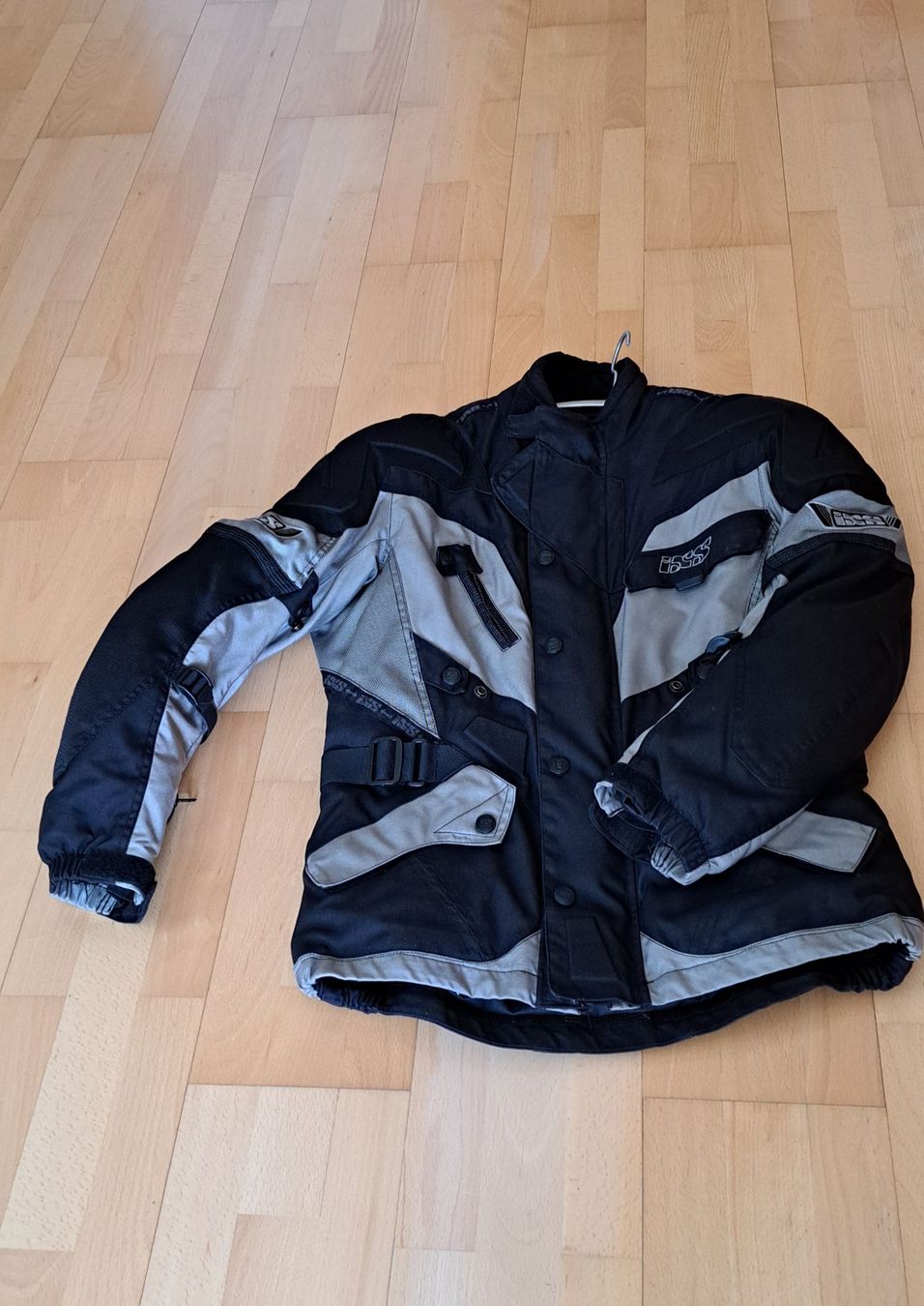 IXS Vestes: Motorradjacke IXS Grösse M – D'occasion à Hinwil par obr_prd2