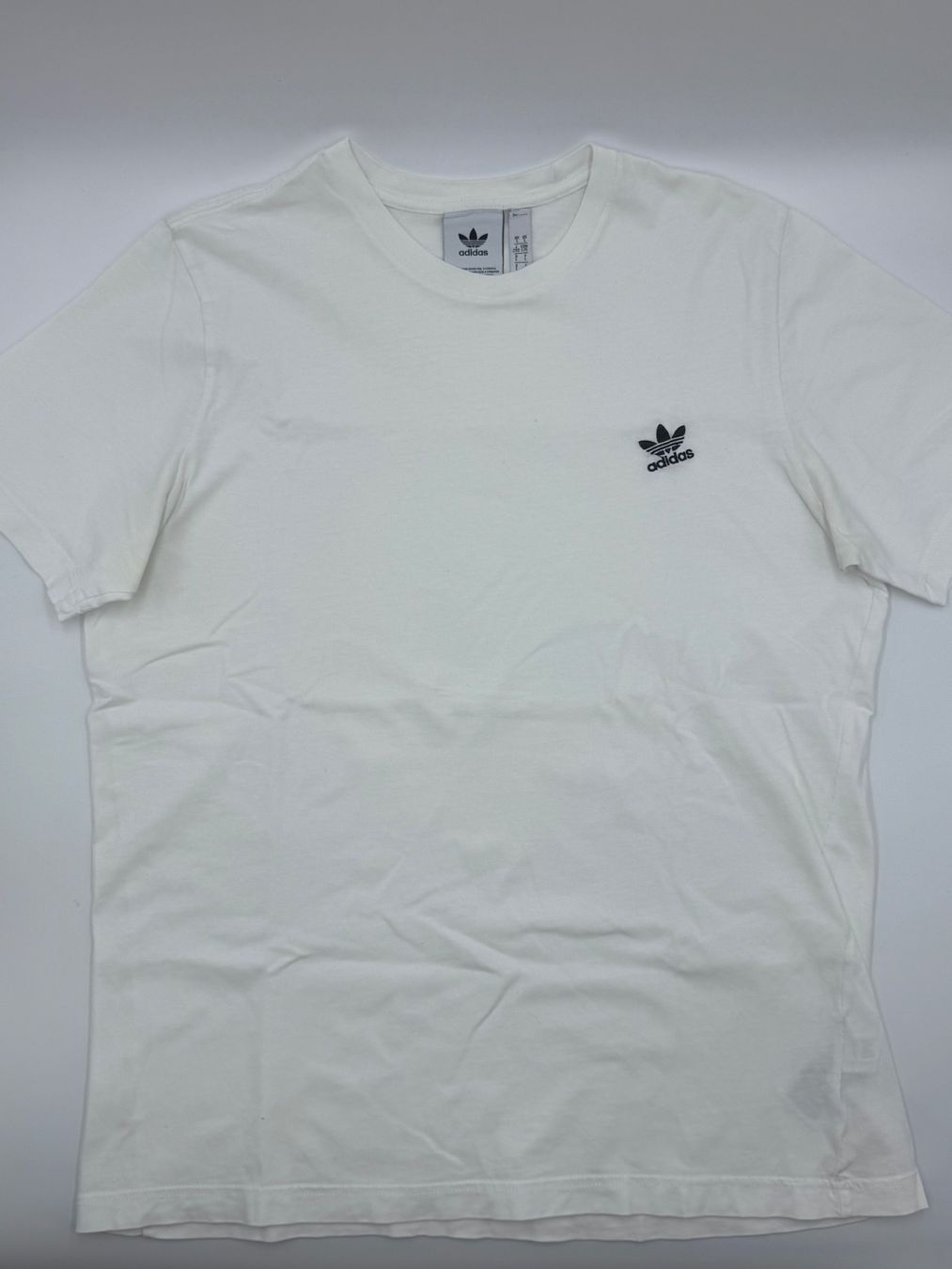 Adidas T-shirt: Adidas Tshirt / Weiss / Grösse L – Usato da Arnegg venduto da PascalHelfenberger 1