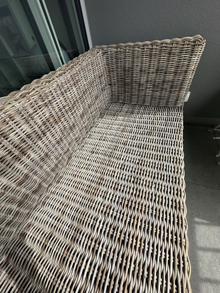 Divani: Rattan Sofa 2-Sitzer, Wetterfest – Usato da Rotkreuz venduto da sti_cdf8 7