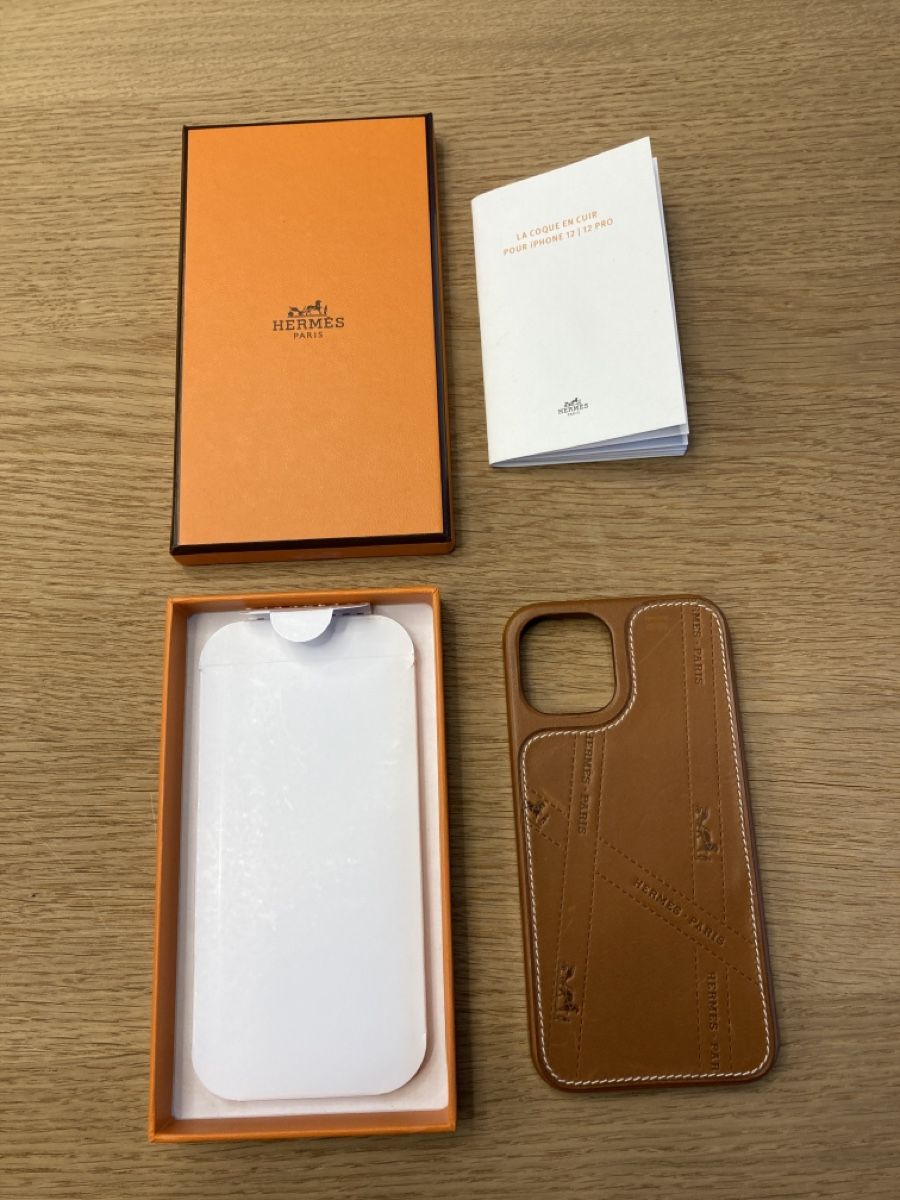 Hermès Covers & Schutzfolien: Hermès Bolduc case with MagSafe for iPhone 12 and iPhone 12 – Neu (gemäss Beschreibung) aus Zug von  3