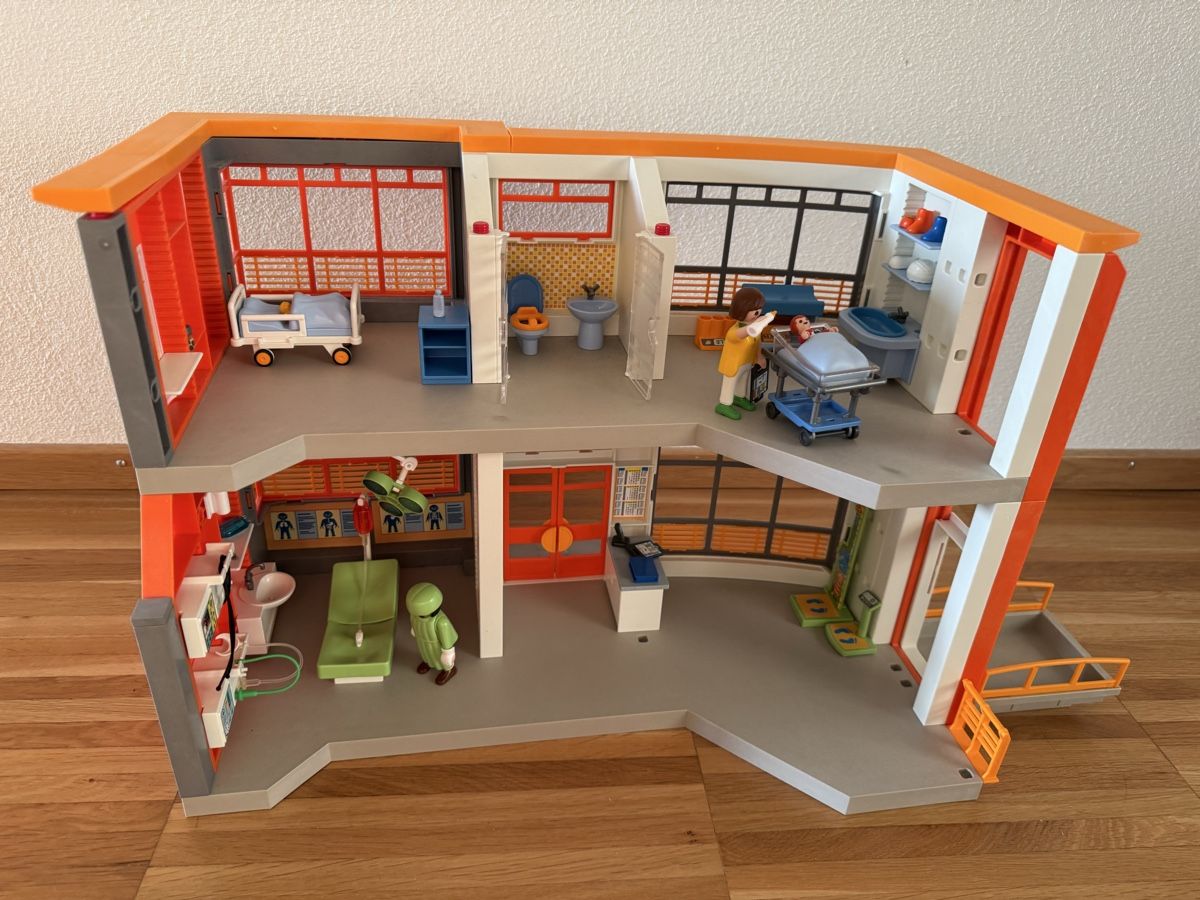 Playmobil Giocattoli: Playmobil Spital 6657 – Usato da Bonstetten venduto da Baba4000