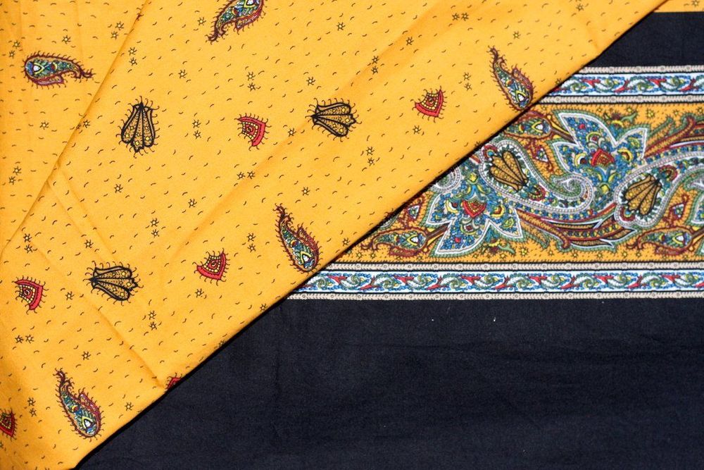 Lot De 2 Coupons De Tissu Provençal - Coton Multicolore, Motifs Provence, Occasion En Parfait état