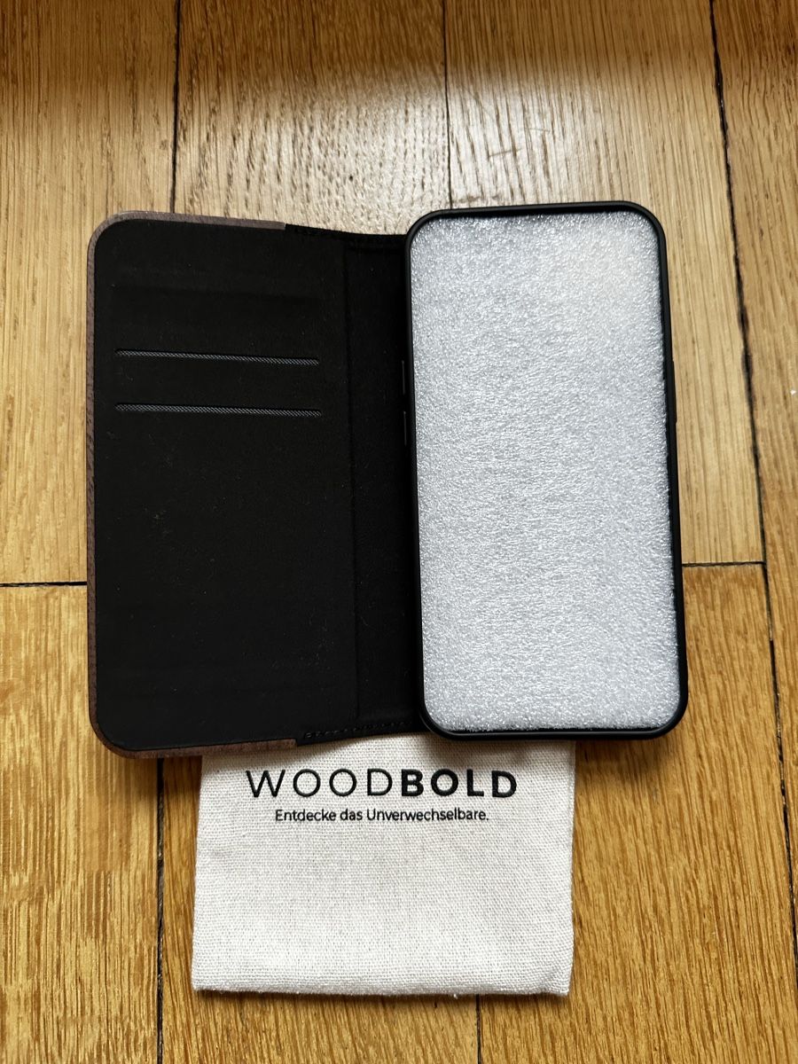 Cover & Protezioni schermo: Woodbold iPhone 14 Cover Holz – Nuovo e nell'imballaggio originale da Chur venduto da auroraley 2