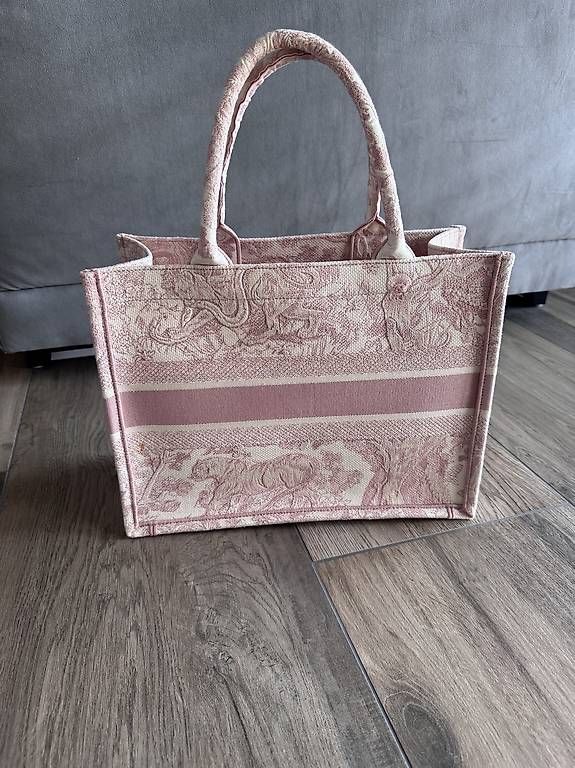 Dior Borse: Dior Book Tote Bag medium – Nuovo (secondo la descrizione) da Zufikon venduto da Sterndli6 1